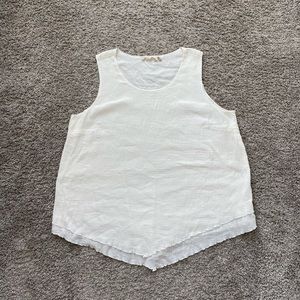 Soft surroundings cream colored tank
